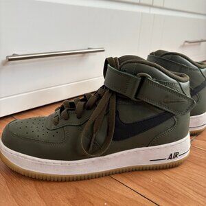 Women's Nike Air Force 1 High Top Sneakers | Size 8.5